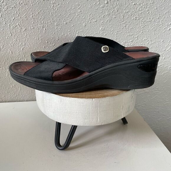 BZees Slip On Wedge Sandals Size 10M EUC - Picture 4 of 6